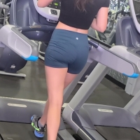 Treadmill booty