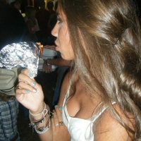 Various candid girls 1455489338473.jpg