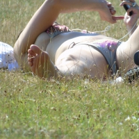 Bikini girl laying out in the park DSC00539 (2500x1875).jpg
