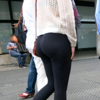 Nice bubble butt in black leggings with vtl