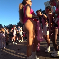 Hot pink raver