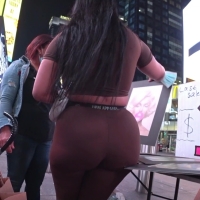 Huge booty milf
