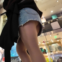 Little denim skirt