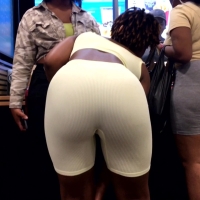 Dark skinned jiggler