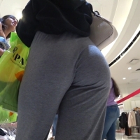 Grey sweats jiggle