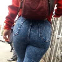 Tight jeans Latina