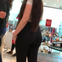 Big booty brunette