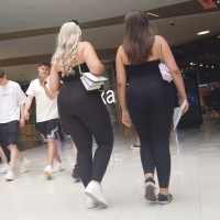 PAWG sisters