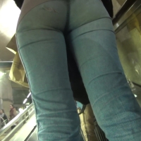 Ripped jeans