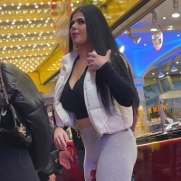 Grey leggings and boots