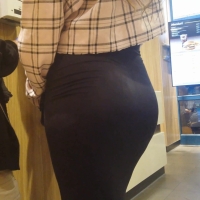 Black skirt booty