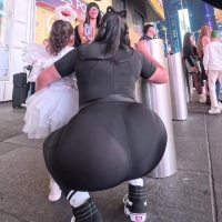 Phat ass Latina milf