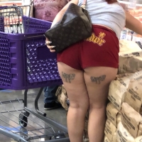 Big booty Latina in shorts