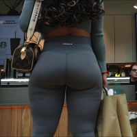 Aurola ebony babe