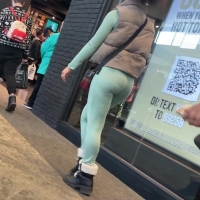 Minty ebony ass