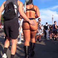 Tanned phat ass raver