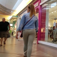 Mall teen in grey