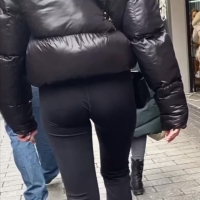 Skinny flared booty