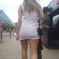 Big booty white girl approached