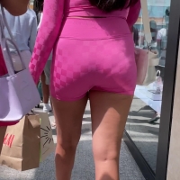 Pink mall booty