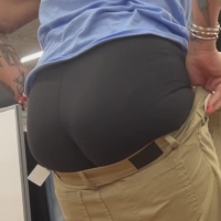Black yoga pants booty