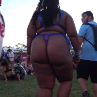 Monster ebony booty