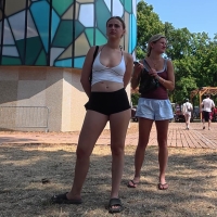Festival girls