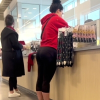 Big booty brunette milf