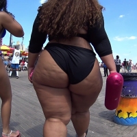 Huge ebony ass (part 1)
