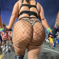 Fishnets raver