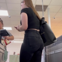Grocery store booty
