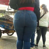 Phat ass in jeans