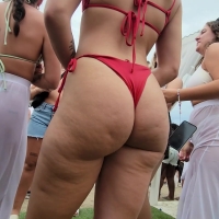 Jiggly PAWG in red thong