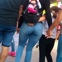 Sexy jeans booty (part 2)