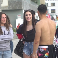 Compilation of candid girls in shorts and bikinis on the boardwalk mix of hotness.mp4-2023-04-10-16h28m28s143.jpg