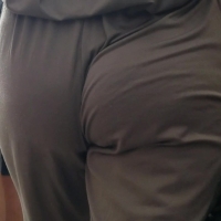 Loose pants booty