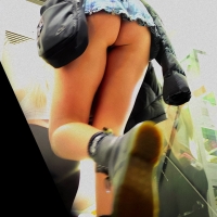 Amazing club girl upskirt