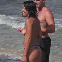 sea-those-tits_4k.mp4-2026-05-01-09h32m29s203.jpg