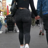 PAWG in black jeans