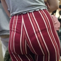 Maroon striped leggings booty w...