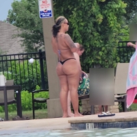 Pool milf