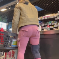 Pink blonde booty