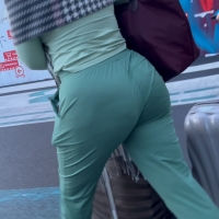 Mommy with a booty
