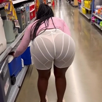 Girl with see through Shorts and a Pink Thong at the Grocery Store_TilaTotti_1080p.mp4-2024-05-25-10h55m32s673.jpg