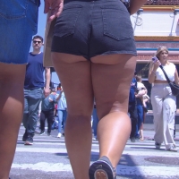 Thick cheeks (horizontal)