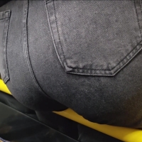 Jean booty dick rub