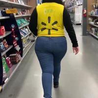 Phat Walmart employee