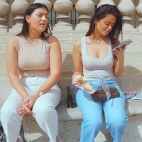 Two Latina eating lunch