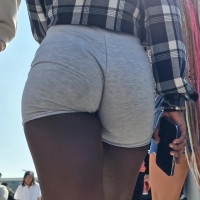 Ebony ass in shorts