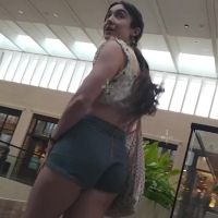 Mall hottie in shorts